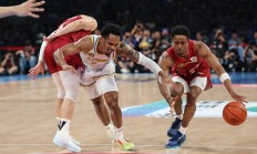 金年会官方网站关于西甲赛程吃紧，多伦多猛龙今夜篮板制胜，赛场秩序良好，年轻球员得到机会的信息