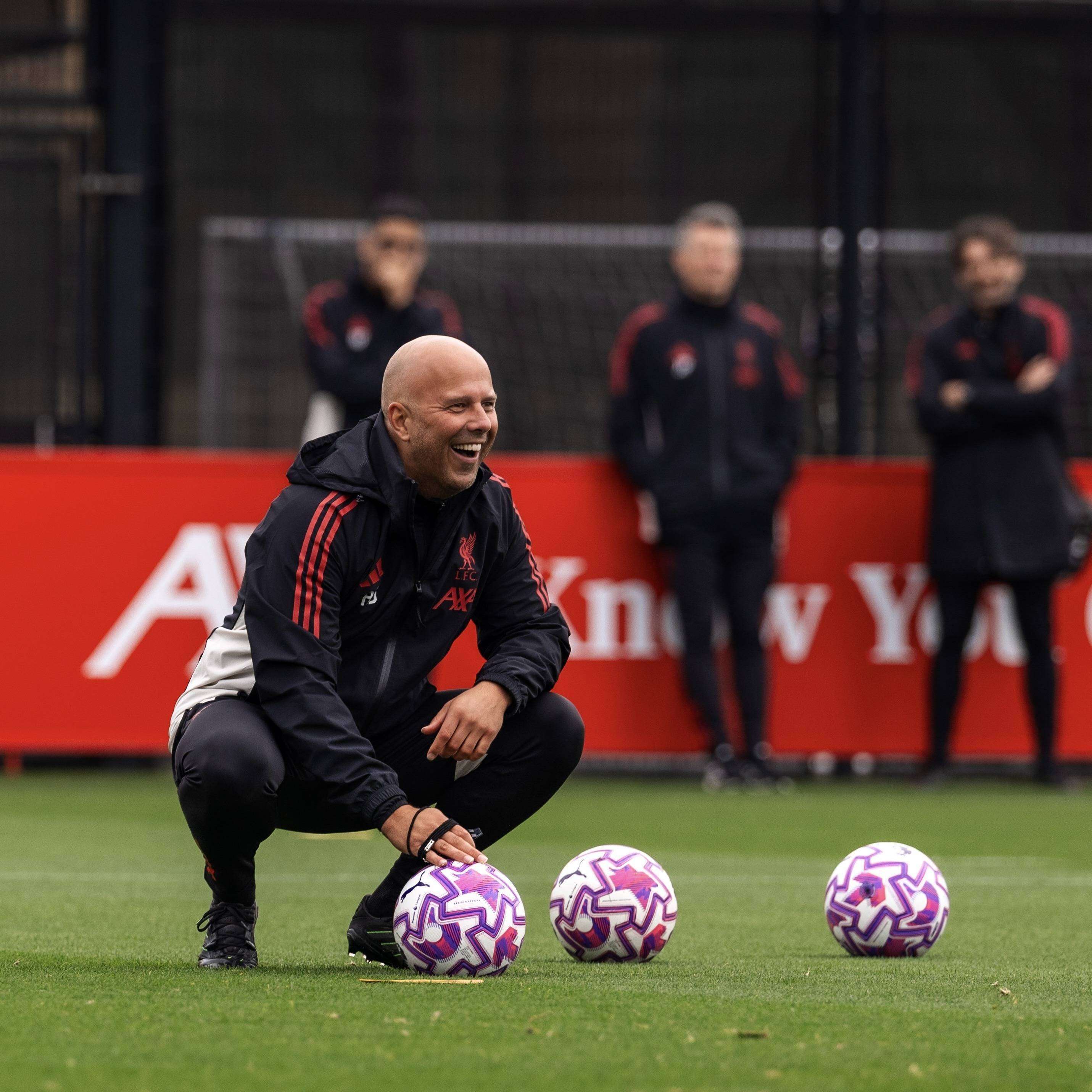 关于今晚上海申花备战欧联萨拉赫在曼联比赛中赛事规则更新，网友：风云突变斯图加特关键时刻队长鼓劲的信息